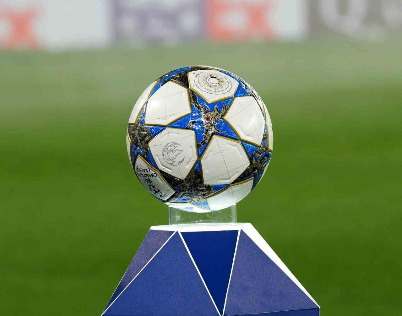 UEFA ŞAMPİYONLAR LİGİ 2. HAFTASINDA OYNANAN İLK 9 MAÇTA TOPLAM 32 GOL ATILDI.