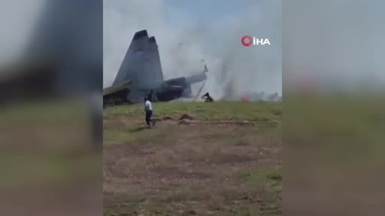 Endonezya’da Sulawesi Adası’nın güneyindeki Sultan Hasanuddin Uluslararası Havalimanı'nda...