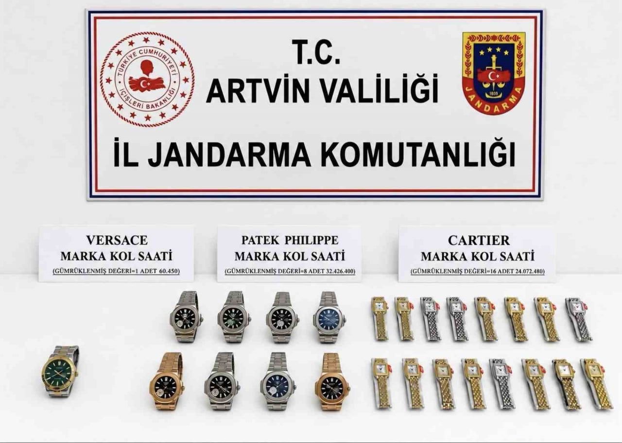 SARP SINIR KAPISI'NDAN YURDA SOKULMAYA ÇALIŞILAN ÜNLÜ MARKALARA AİT 56 MİLYON DEĞERİNDEKİ KAÇAK...