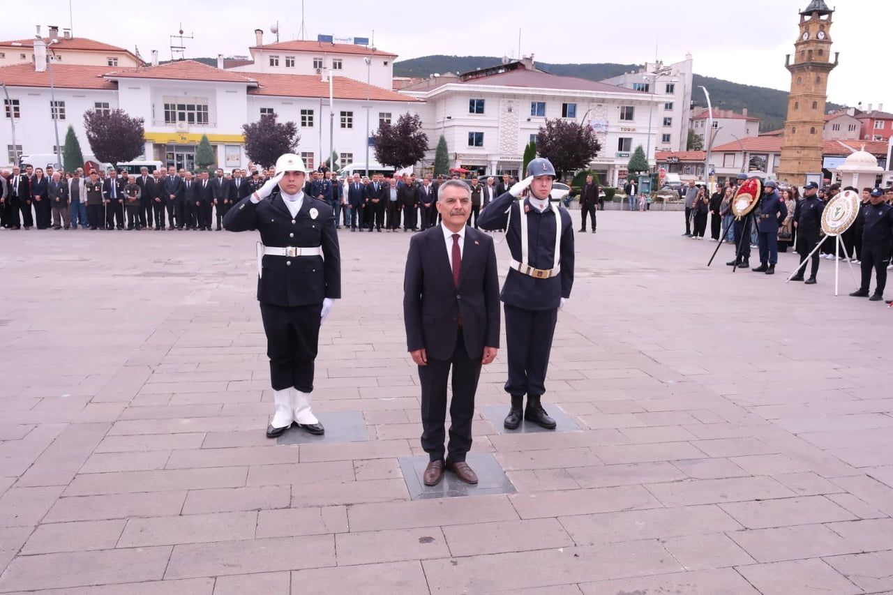 YOZGAT’TA, 19 EYLÜL GAZİLER GÜNÜ VE MUSTAFA KEMAL ATATÜRK’E ‘GAZİLİK’ UNVANI İLE ‘MAREŞALLİK’...