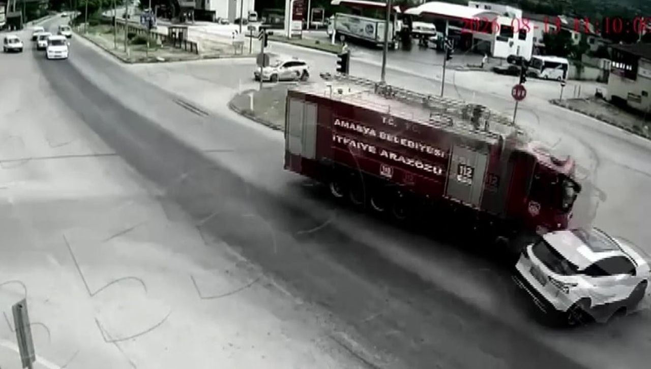 KAZA ANI GÜVENLİK KAMERASINA YANSIDI.
