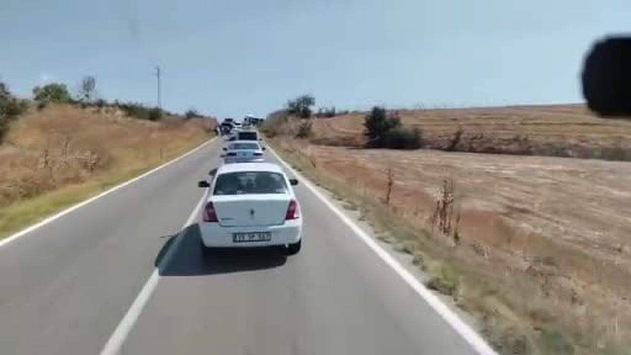 Pehlivanköy Pavli Panayırı yolunda ambulans kazaya karıştı: 5 yaralı