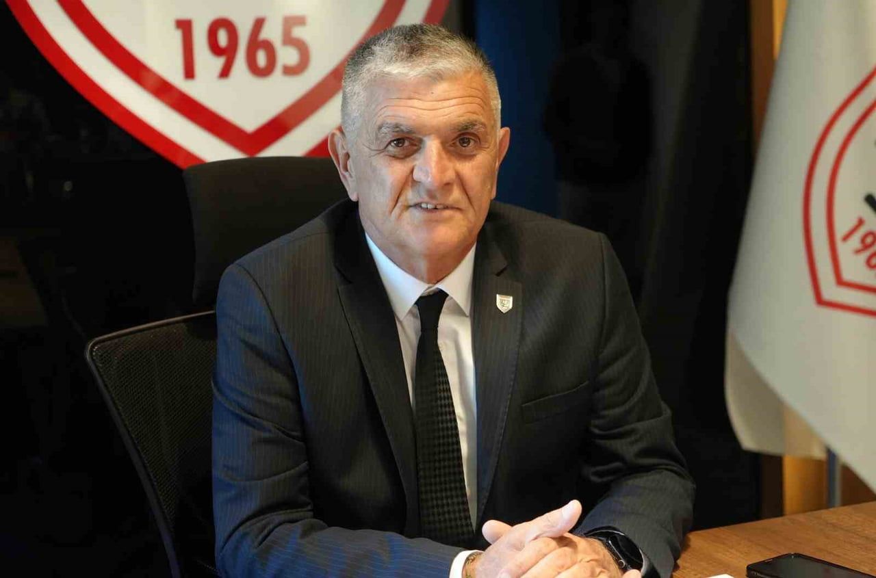 SAMSUNSPOR’DA BASIN SÖZCÜSÜ SUAT ÇAKIR, NURİ ASAN TESİSLERİ’NDE BASIN TOPLANTISI...