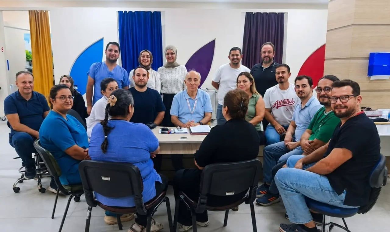 NAZİLLİ DEVLET HASTANESİ’NDE GÖREV YAPAN FİZYOTERAPİSTLER, FİZYOTERAPİ TEKNİKERLERİ VE GERONTOLOJİ...