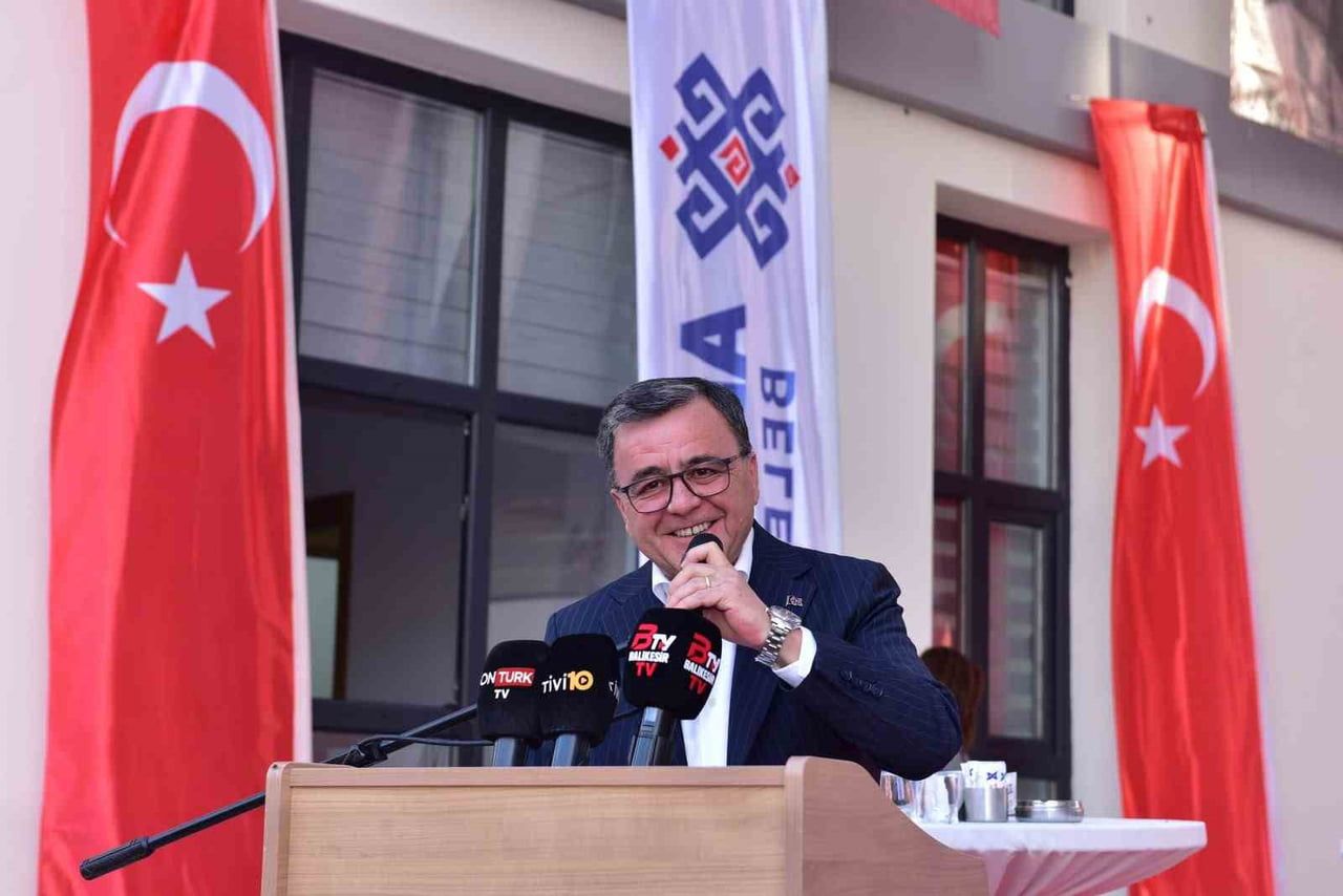 ALTIEYLÜL’DE SOSYAL BELEDİYECİLİĞİN YENİ ADRESİ KAPILARINI AÇTI