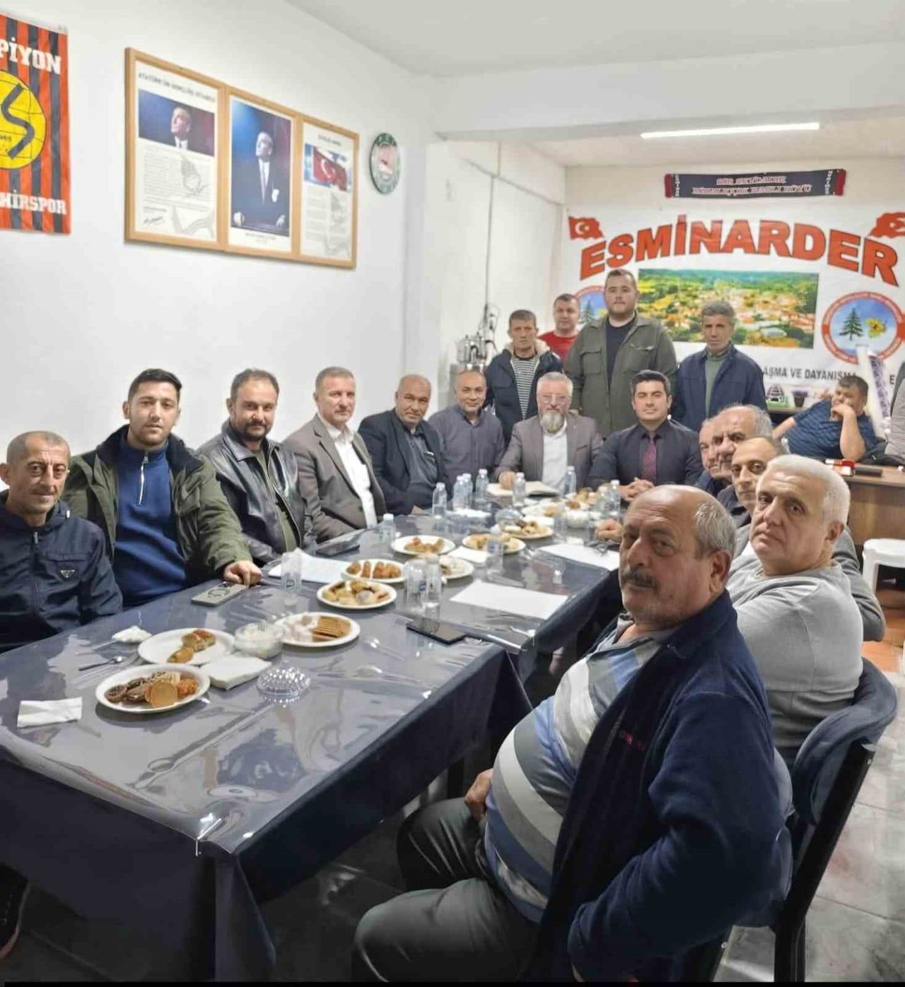 ESKİŞEHİR’DE MİHALIÇÇIKLI DERNEK BAŞKANLARI VE YUNUSEMRE PLATFORMU TEMSİLCİLERİ, ORTAK PROJELER VE...