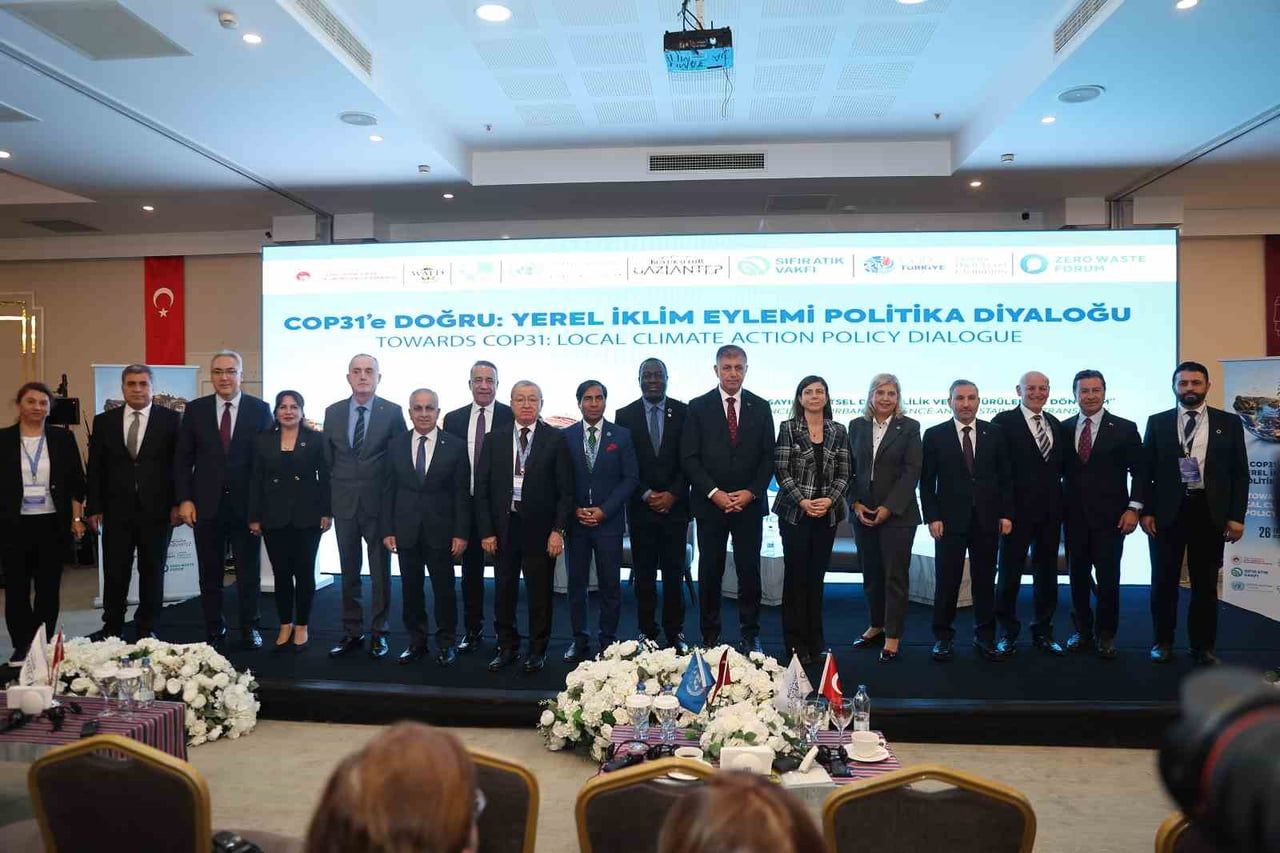GAZİANTEP, ANTALYA’DA DÜZENLENECEK COP31 ÖNCESİNDE YEREL YÖNETİMLERİN İKLİM MÜCADELESİNDEKİ ROLÜNÜ...