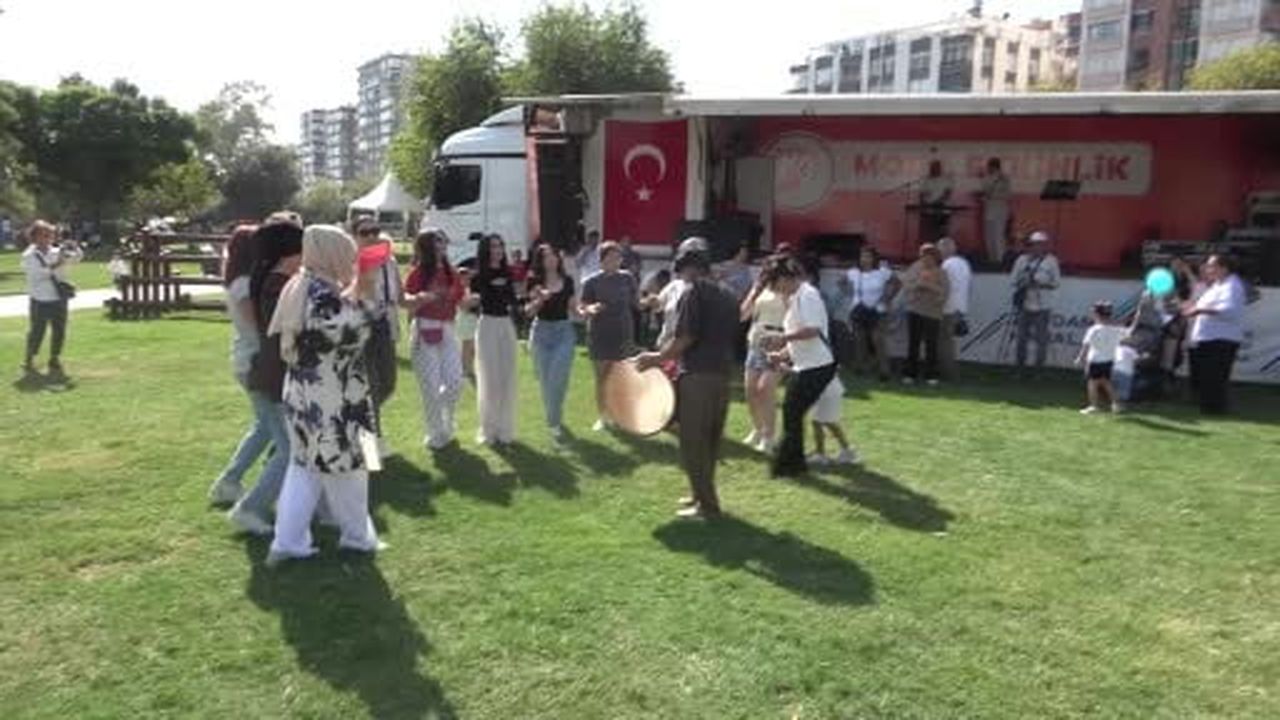 Adana'da Lezzet Festivali coşkusu ikinci gününde sürüyor