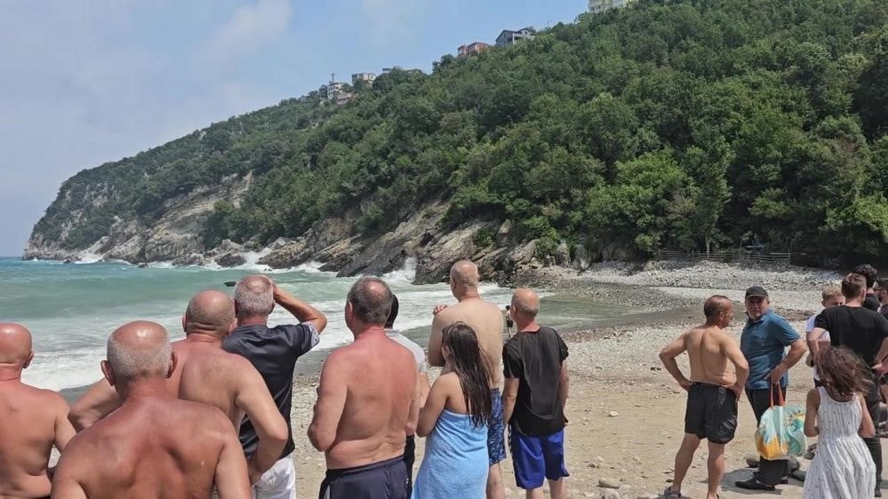 ZONGULDAK'TA BEKLENEN ELVERİŞSİZ DENİZ VE HAVA ŞARTLARI NEDENİYLE 13 İLE 16 AĞUSTOS TARİHLERİ...