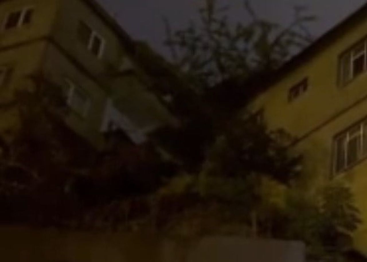 ZONGULDAK'TA 74 YAŞINDAKİ TÜRKAN AKÇAHARMAN ÖZHAN'IN HAYATINI KAYBETTİĞİ BİNA ÇÖKMESİNİN ARDINDAN...