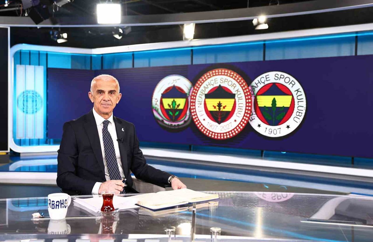 FENERBAHÇE FUTBOL DİREKTÖRÜ OĞUZ ÇETİN, BELÇİKALI DÜNYACA ÜNLÜ SANTRFOR ROMELU LUKAKU'YU 1+1...