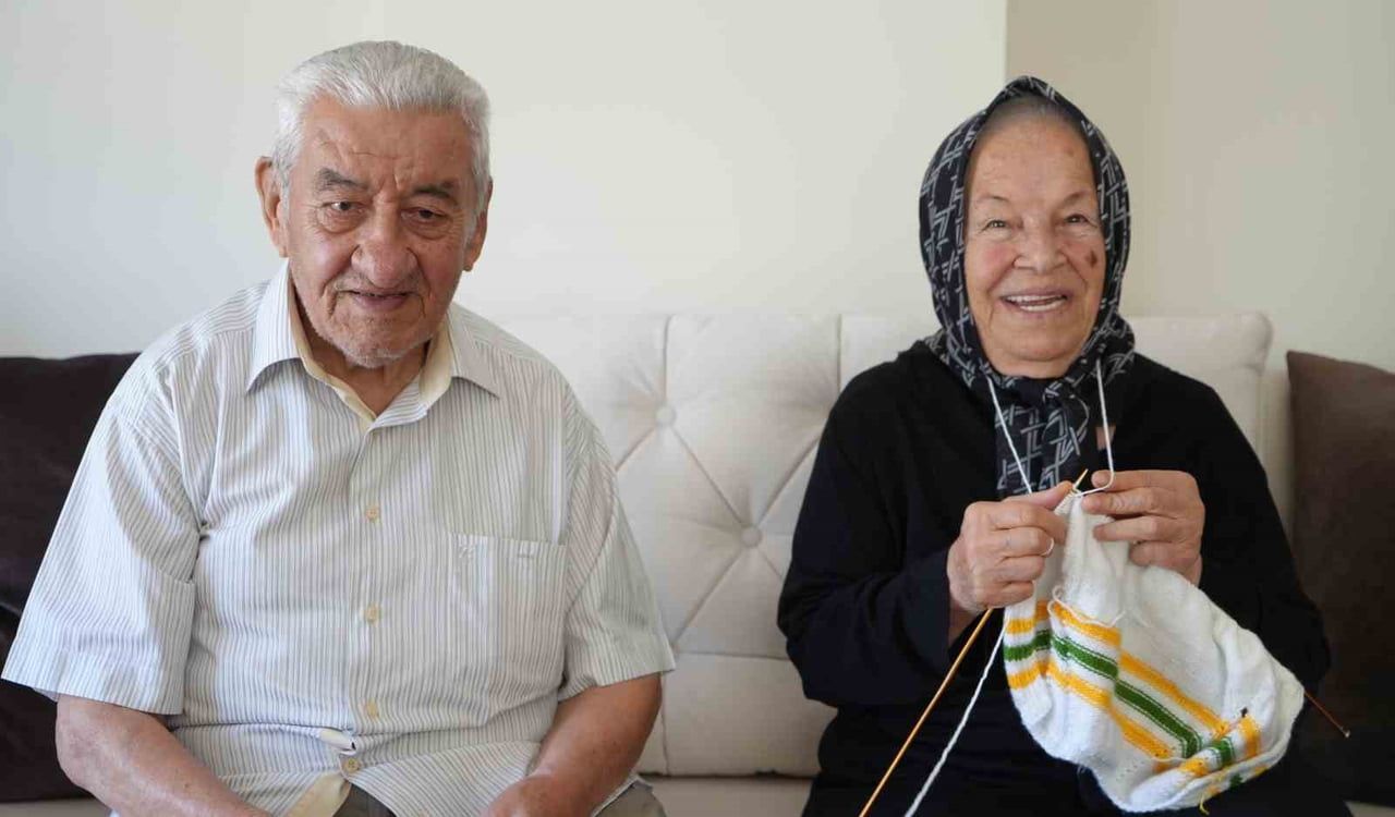 AYSEL KİPER'İN 92 YAŞINDAKİ EŞİ MÜFİT KİPER DE 72 YILLIK EVLİLİKLERİNİN TEMELİNDE SEVGİ VE...