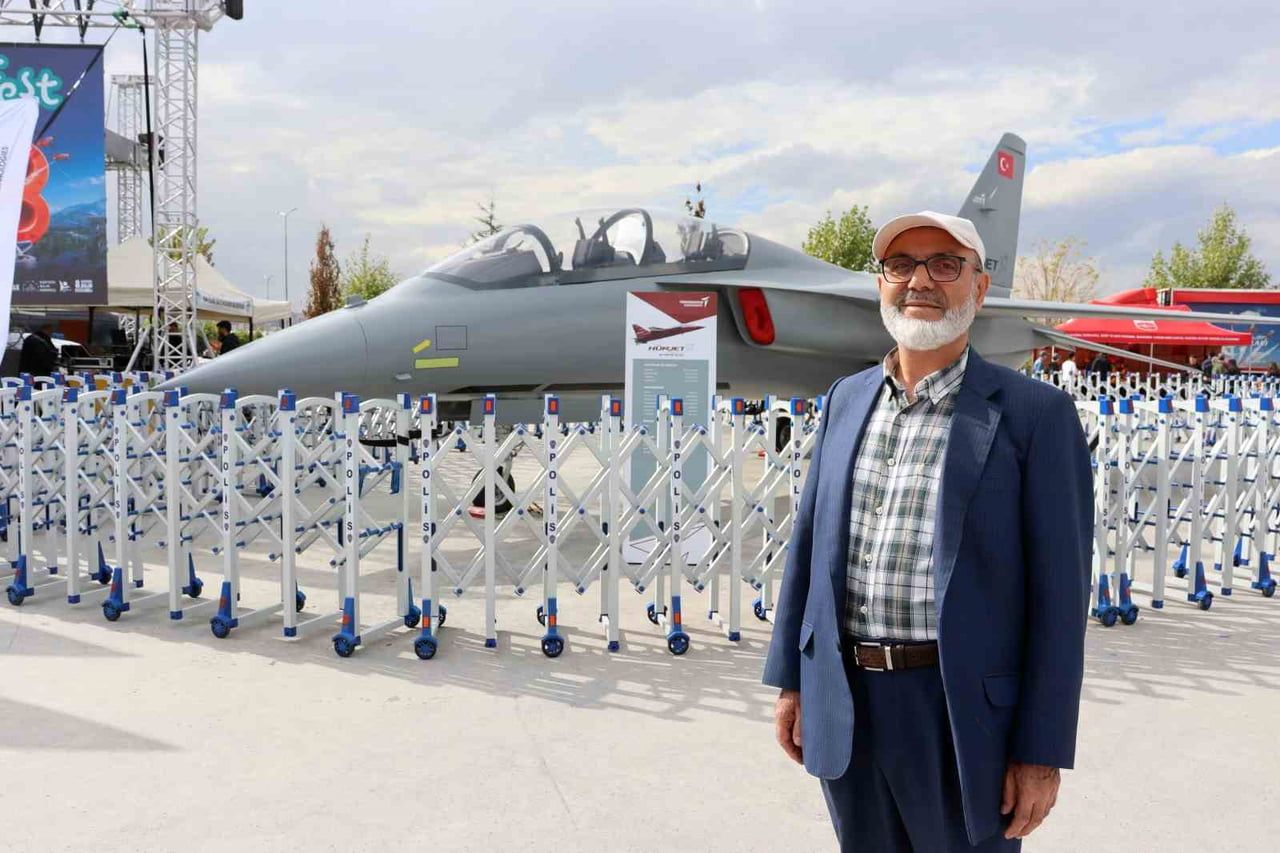 KAYSERİ'DE DÜZENLENEN 8'İNCİ BİLİMFEST KAYSERİ KAPSAMINDA SERGİLENEN HÜRJET JET EĞİTİM UÇAĞI...