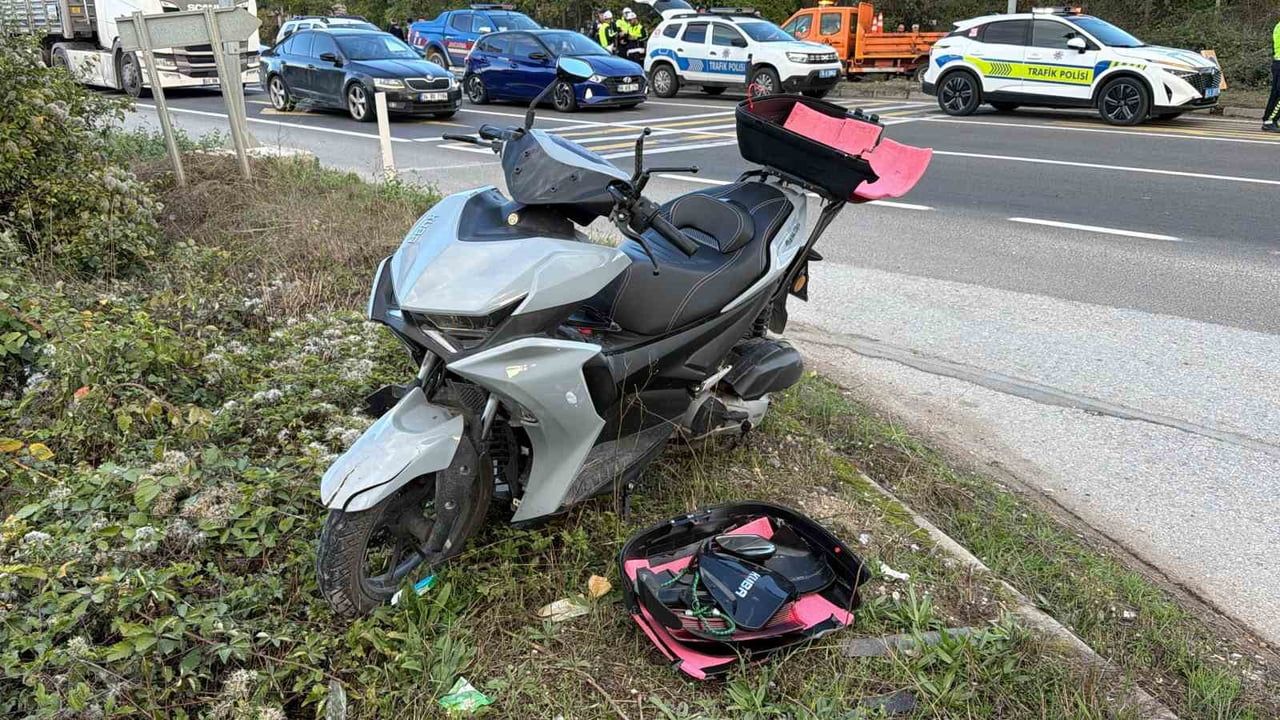 BOLU’DA D-100 KARA YOLUNDA MOTOSİKLET İLE HAFİF TİCARİ ARACIN ÇARPIŞMASI SONUCU 2 KİŞİ YARALANDI....