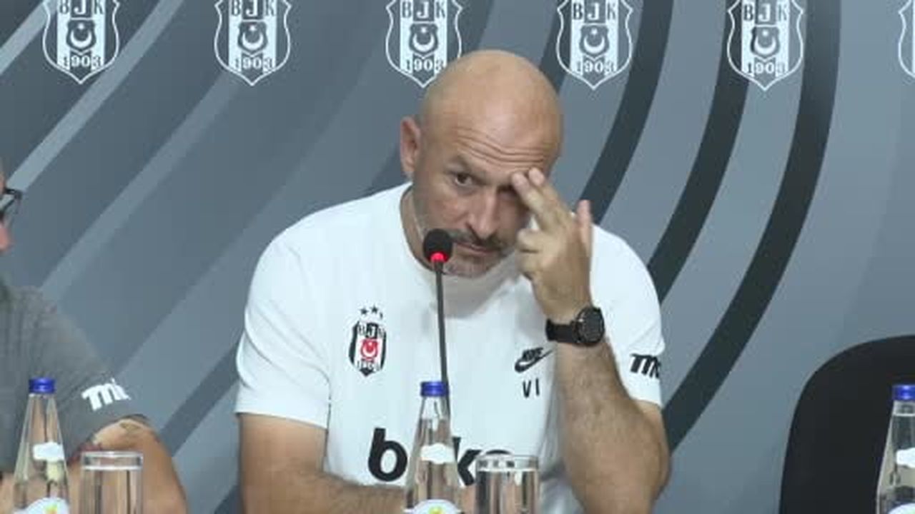Beşiktaş Teknik Direktörü Vincenzo Italiano, yarın Hradec Kralove ile evlerinde oynayacakları...