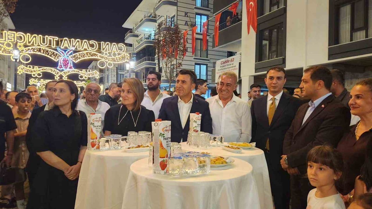 TUNCELİ’DE 240 METRELİK CADDE 62 SOKAK GÜZELLEŞTİRME PROJESİ TAMAMLANDI. AÇILIŞTA KONUŞAN VALİ...