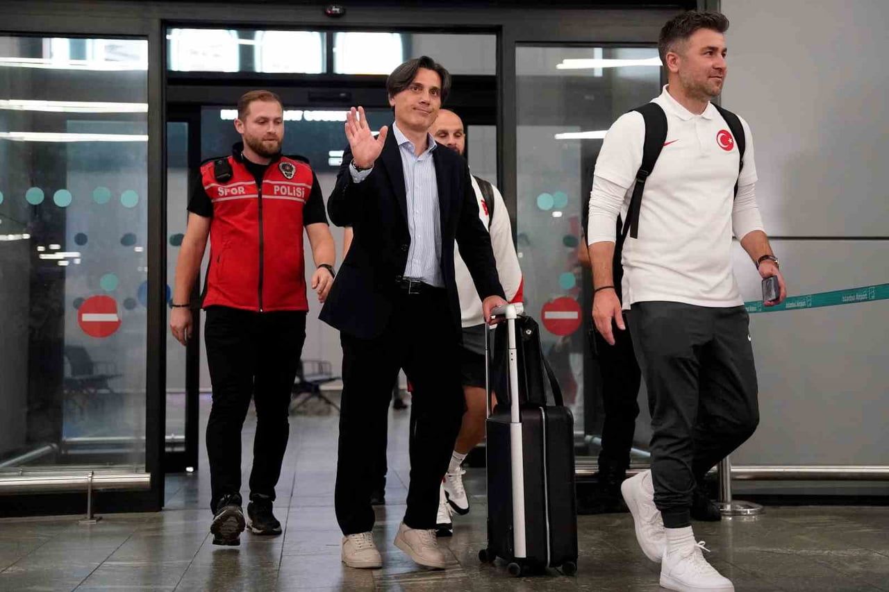 A MİLLİ FUTBOL TAKIMI'NDAKİ GÖREVİNE SON VERİLEN VİNCENZO MONTELLA, TÜRKİYE'NİN TEKNİK...