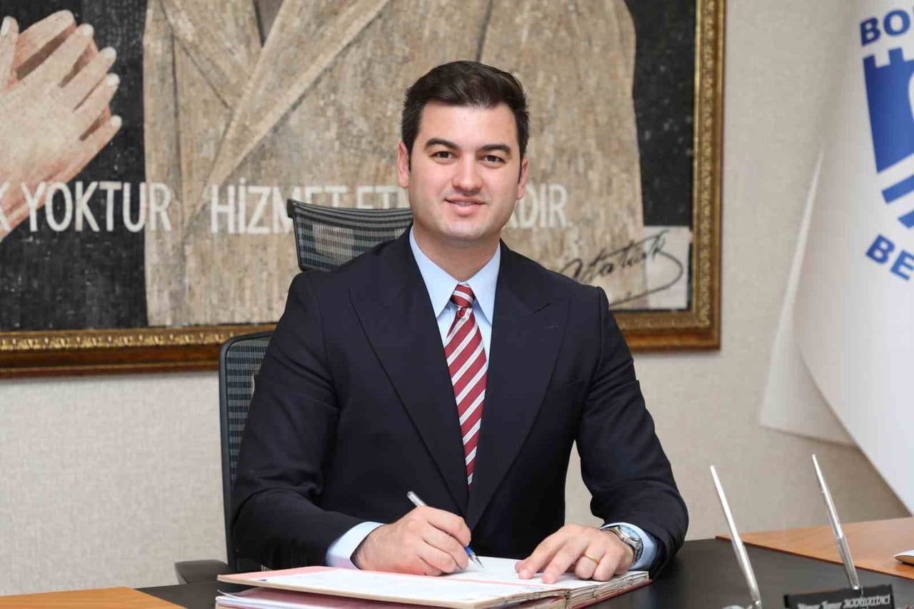 BAŞKAN TAMER MANDALİNCİ’DEN 29 EKİM CUMHURİYET BAYRAMI MESAJI