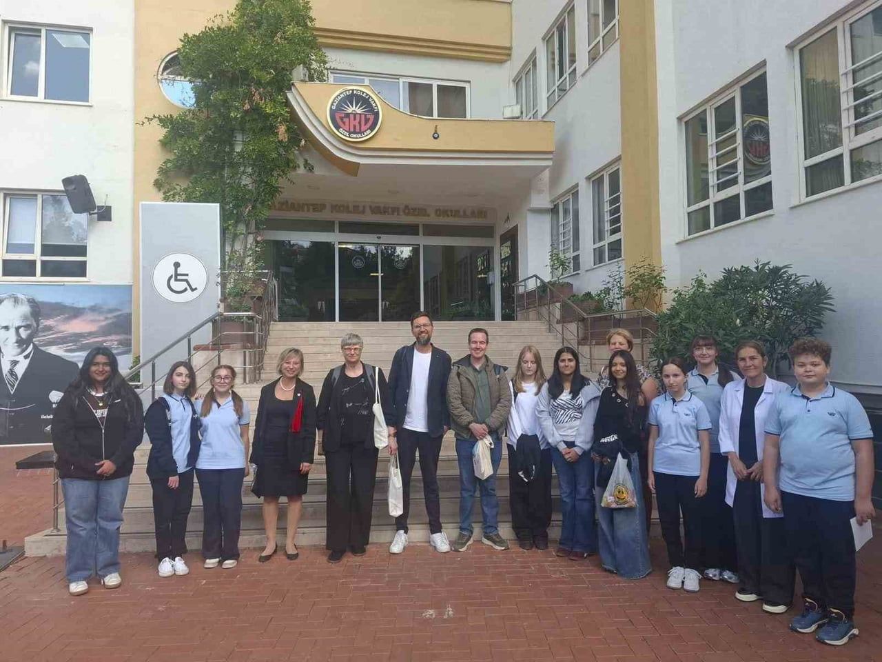 GKV ÖZEL OKULLARI, ALMANYA HPC INTERNATİONAL SCHOOL HEYETİNİ AĞIRLADI