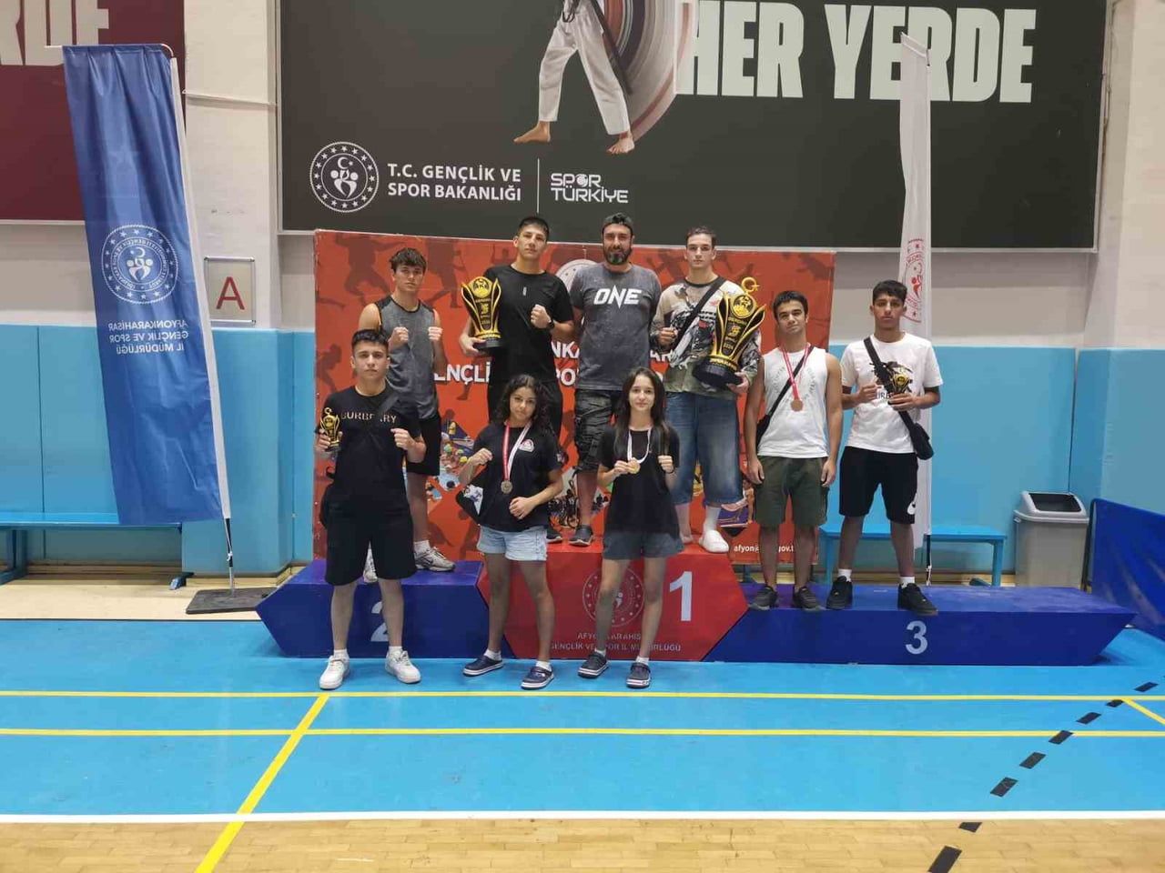 AYDINLI SPORCULAR ZAFER KUPASI’NDAN BAŞARIYLA DÖNDÜ