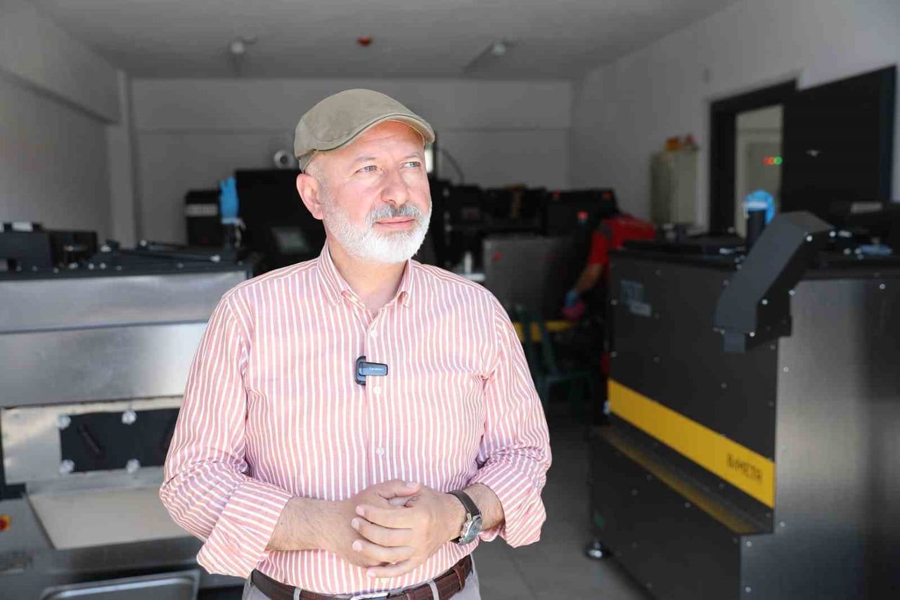 KOCASİNAN BELEDİYE BAŞKANI AHMET ÇOLAKBAYRAKDAR; "KÜÇÜK DOSTLARIMIZA DOĞAL YAŞAMLA BİRLİKTE BEŞ...