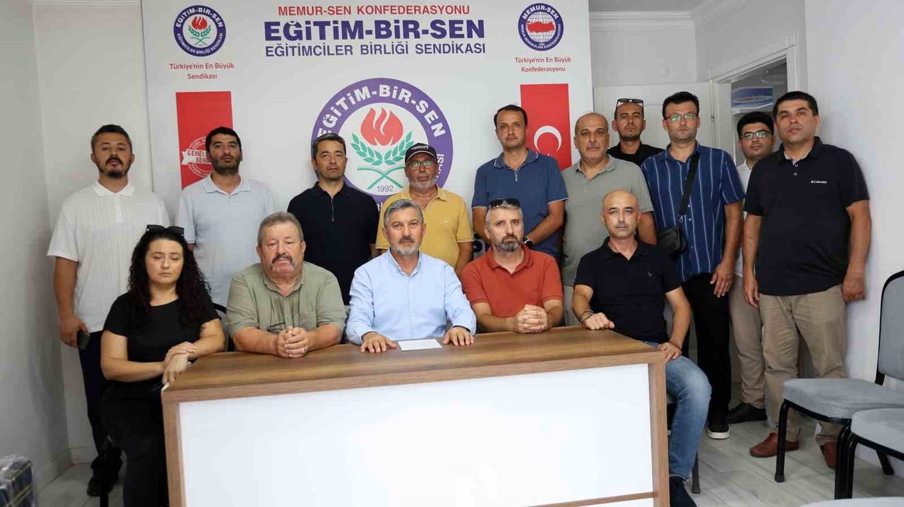 EĞİTİM BİR-SEN MUĞLA ŞUBE BAŞKANI ÖNDER UÇAK, MUĞLA’NIN SEYDİKEMER İLÇESİNDE HALK EĞİTİM MERKEZİ...