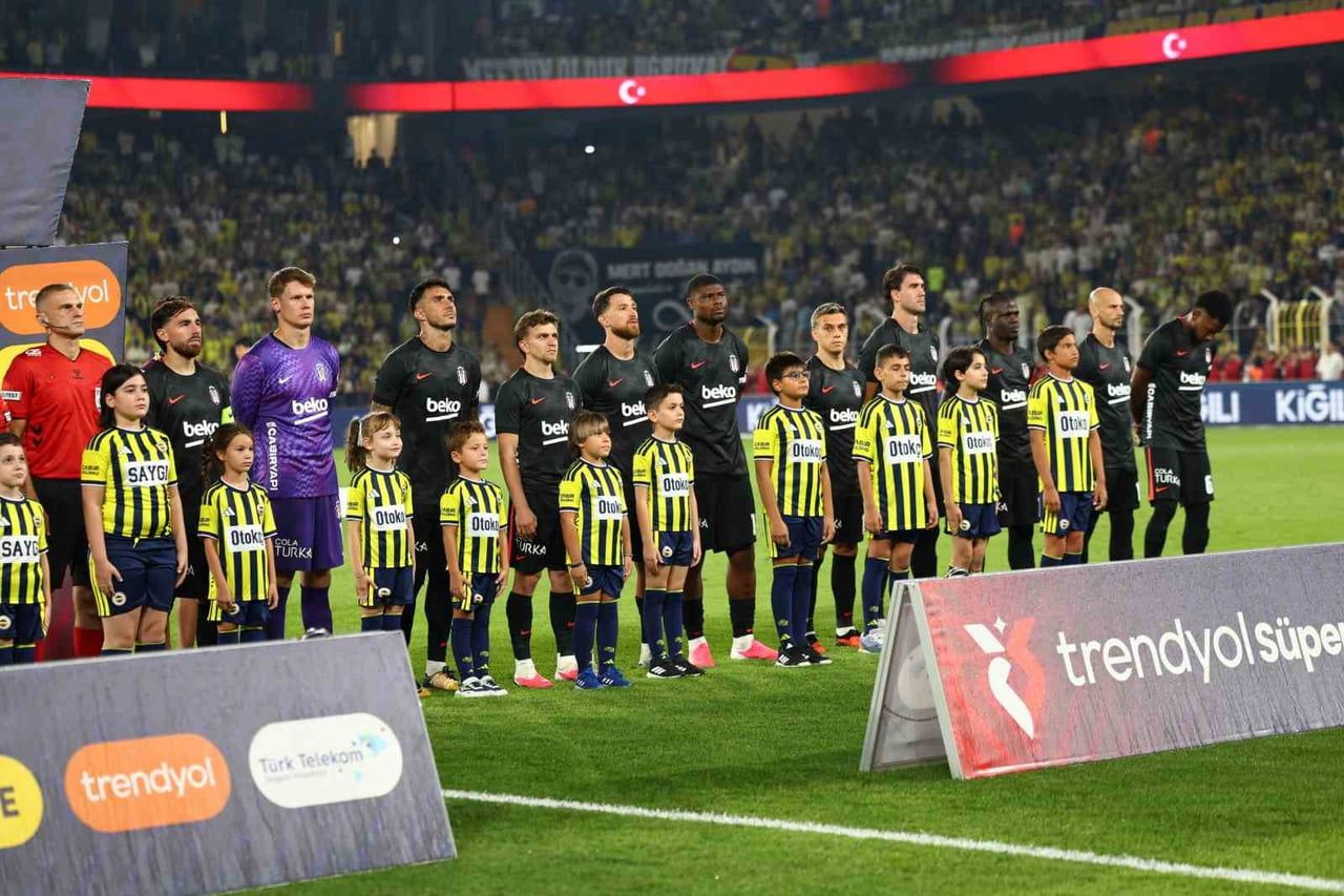 SİYAH-BEYAZLILAR, MÜSABAKAYA ALEXANDER NÜBEL, AMİR MURİLLO, EMMANUEL AGBADOU, EMİRHAN TOPÇU...