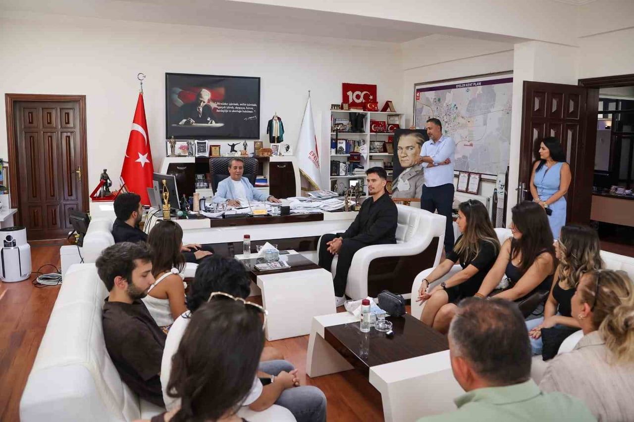 EFELER BELEDİYESİ KONU ANLATIM VE SORU ÇÖZÜM MERKEZLERİNDE YKS’YE HAZIRLANAN ÖĞRENCİLERİN EMEKLERİ...