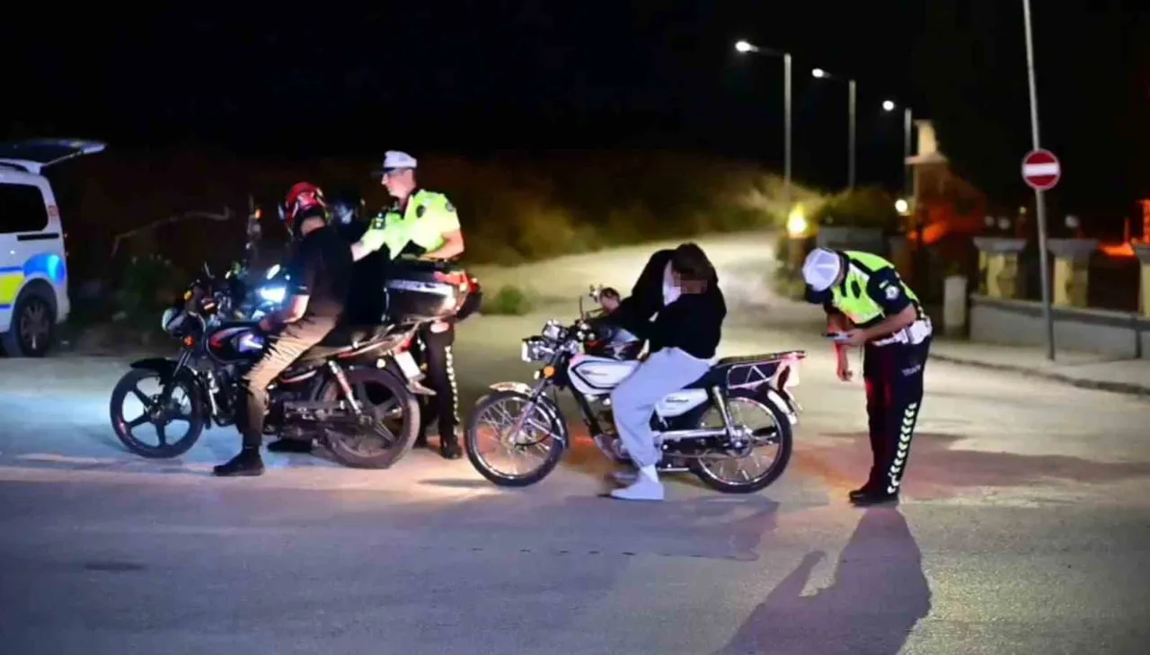 EDİRNE’DE GECE TRAFİK UYGULAMASI