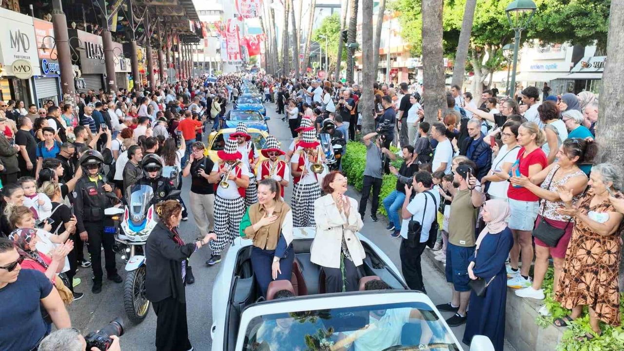 ANTALYA BİR KEZ DAHA ALTIN PORTAKAL HEYECANINI YAŞAMAYA HAZIRLANIYOR. ANTALYA BÜYÜKŞEHİR...