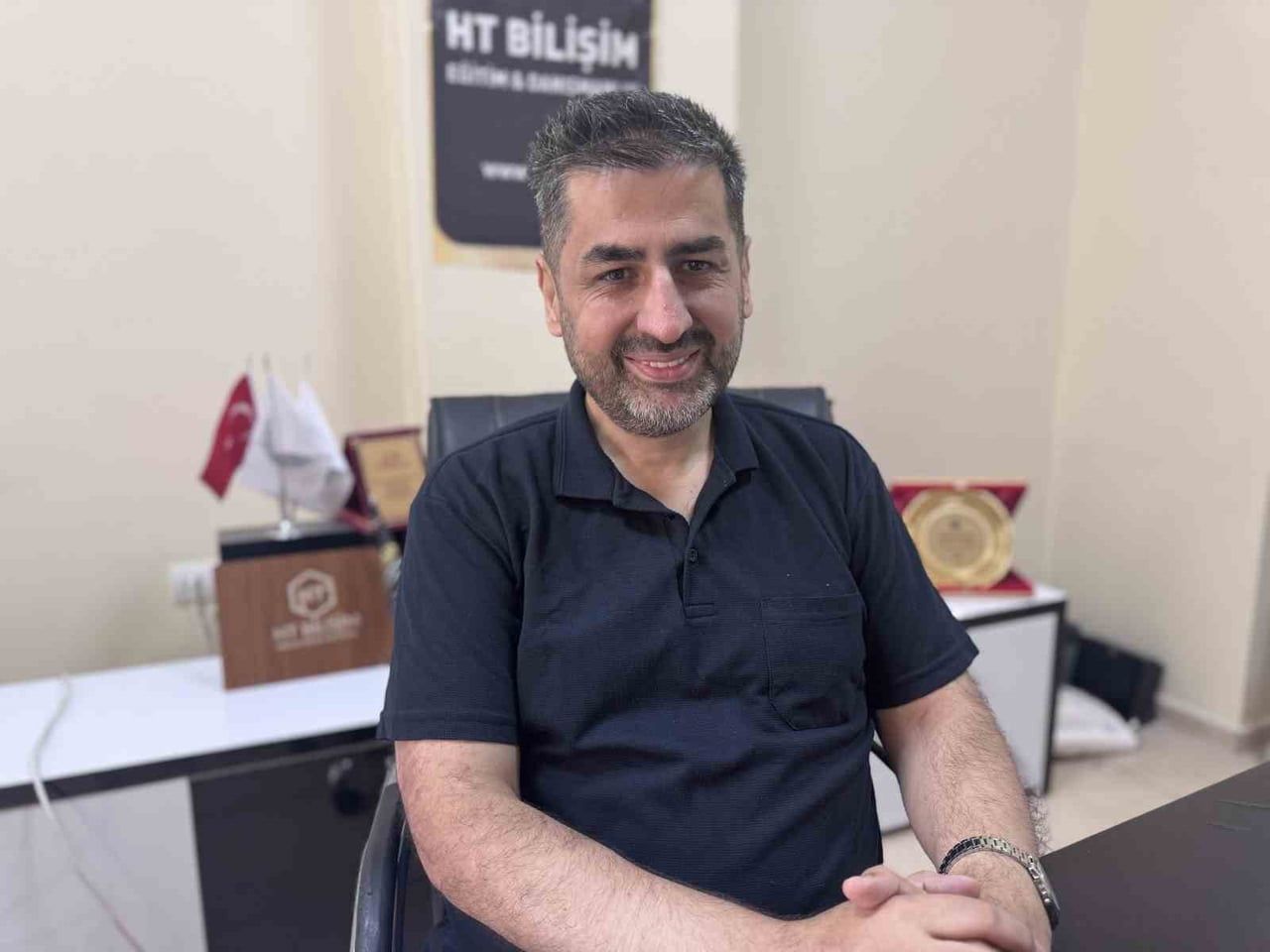 BİLİŞİM UZMANI HAKAN TOPUZOĞLU, BAZI ALIŞVERİŞ PLATFORMLARINDA YAPAY ZEKA İLE ALIŞVERİŞ...