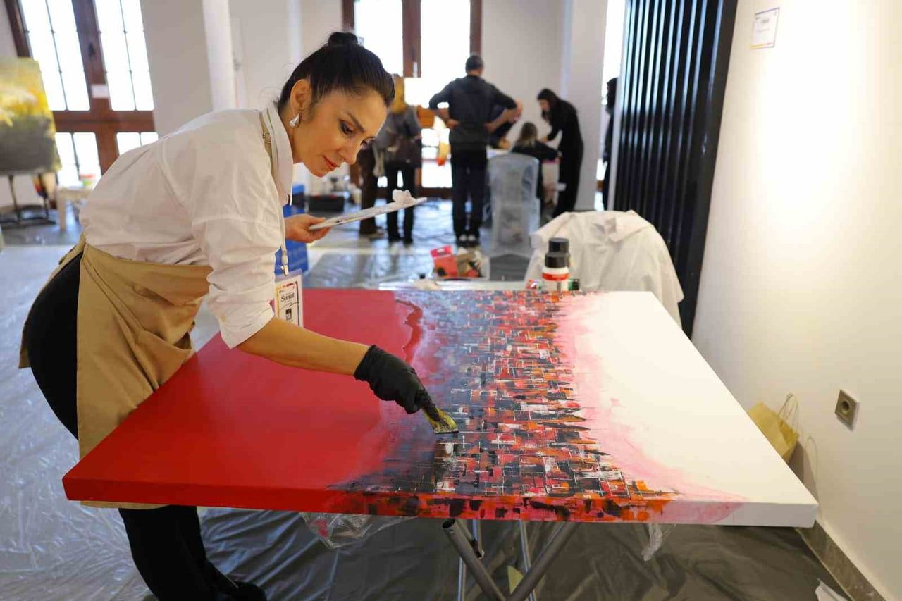 SAMSUN’DA 1. SAMSUN SANAT ÇALIŞTAYI, YOĞUN KATILIMLA SANATSEVERLERE KAPILARINI AÇTI.