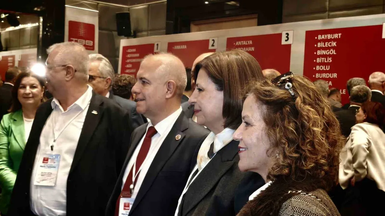TÜRKİYE BELEDİYELER BİRLİĞİ (TBB) MECLİSİ BAŞKAN VEKİLİ SEÇMEK ÜZERE TOPLANTI. TOPLANTIDA TBB...