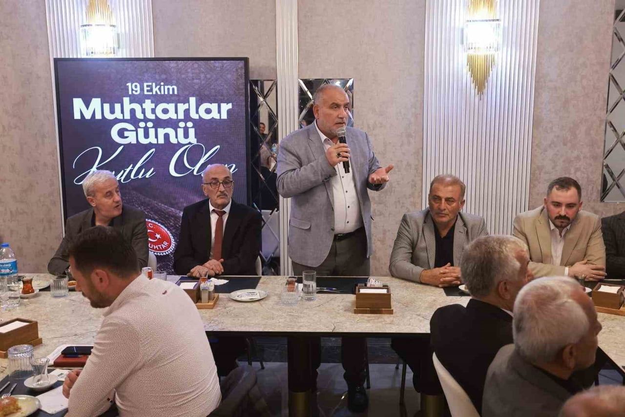 CANİK BELEDİYE BAŞKANI İBRAHİM SANDIKÇI, MUHTARLARLA BİR ARAYA GELEREK TALEP VE ÖNERİLERİNİ...