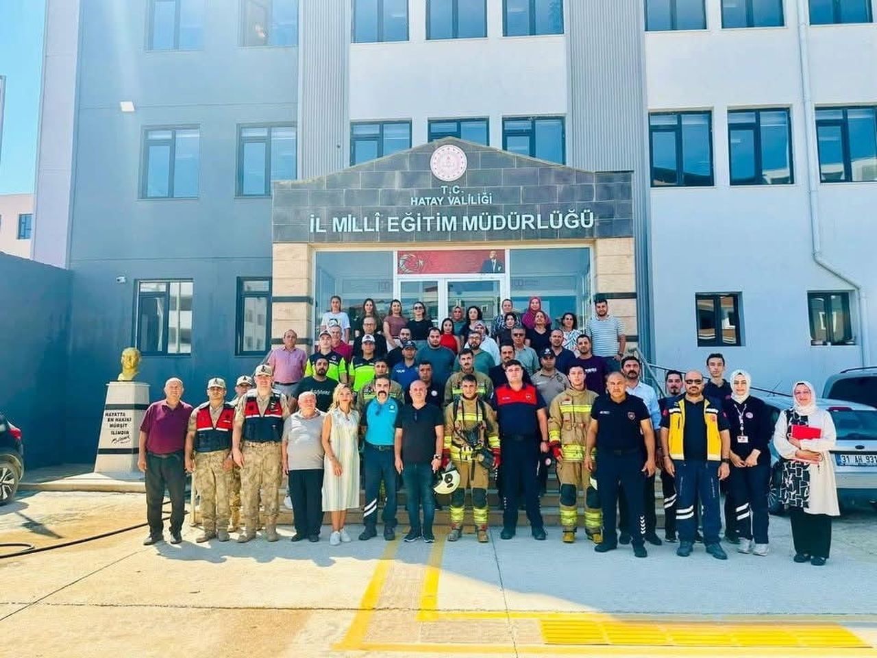 HATAY İL MİLLİ EĞİTİM MÜDÜRLÜĞÜ’NDE VERİLEN YANGIN VE İLK MÜDAHALE EĞİTİMİNİN ARDINDAN YANGIN...