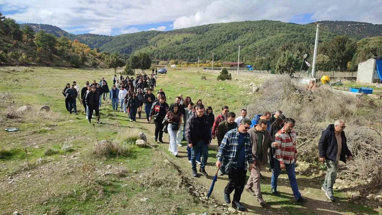 DENİZLİ’NİN ÇİVRİL İLÇESİ, MİRYOKEFALON SAVAŞI’NIN 850. YILDÖNÜMÜNDE TARİHİ BİR AKADEMİK BULUŞMAYA...