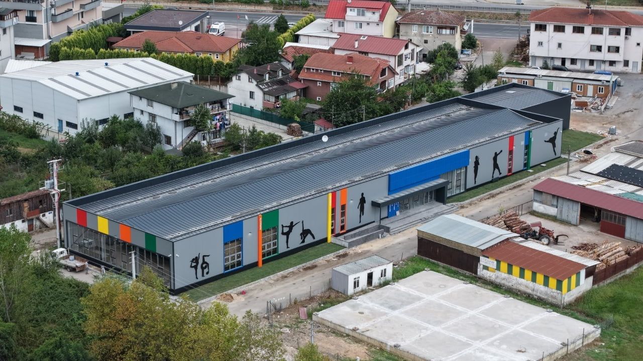 KARTEPE’NİN ACISU MAHALLESİ’NDE YAPIMI DEVAM EDEN RİTİM SPOR VE AKTİF YAŞAM MERKEZİ’NDE ÇALIŞMALAR...