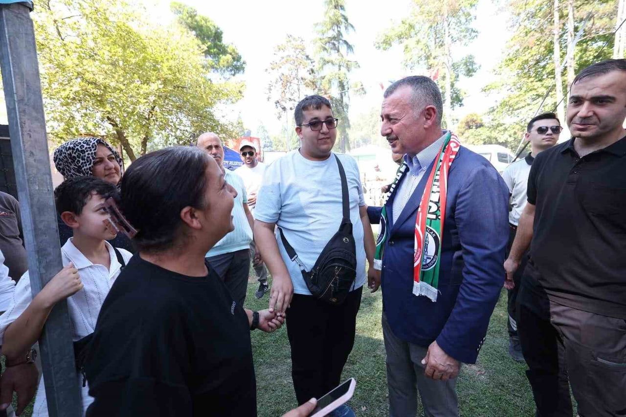 KOCAELİ’NİN KARTEPE İLÇESİNDE DÜZENLENEN 5. GELENEKSEL GARDAŞLIK BULUŞMASI’NDA BİNLERCE SİVASLI...