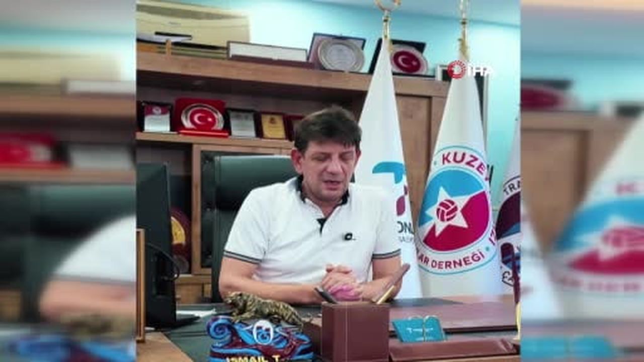 Trabzonlular Federasyonu Başkanı İsmail Turgut Öksüz, Trabzonspor Teknik Direktörü Fatih Tekke'ye...