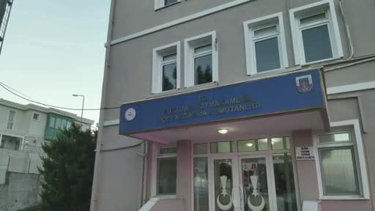 Kuşadası'nda narkotik operasyonu: 45 şüpheli gözaltına alındı