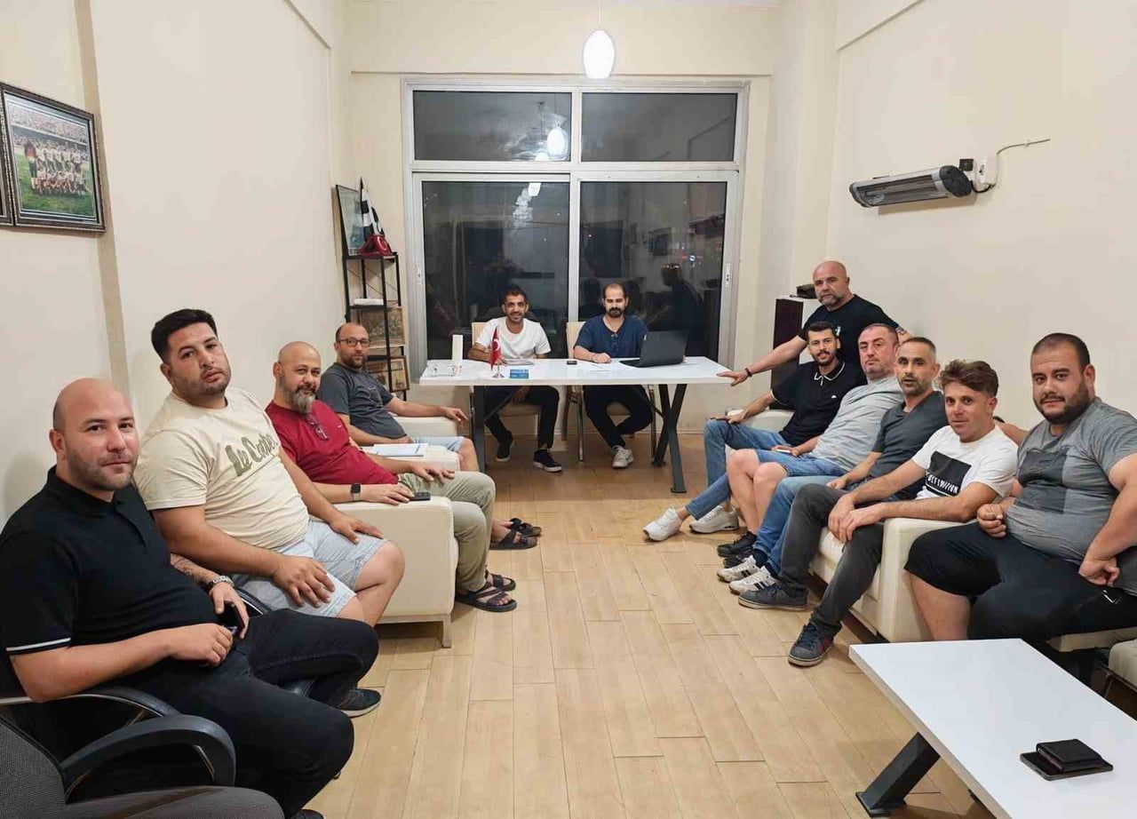 AYDINSPOR’DA BAŞKANLIK BAŞVURULARI DEĞERLENDİRİLDİ