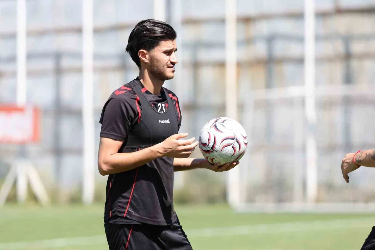 SİVASSPOR, TRENDYOL 1. LİG 2026-2027 SEZONUNUN 4. HAFTASINDA DEPLASMANDA BATMAN PETROLSPOR İLE...