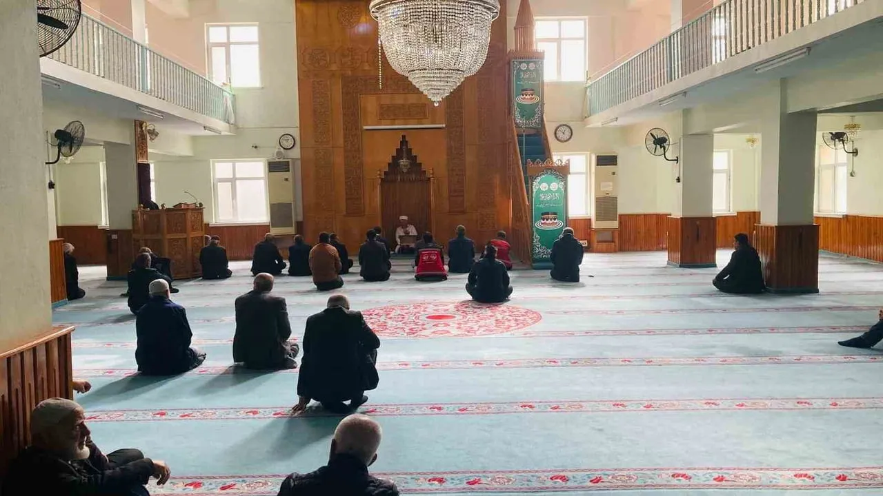 ZEYTİN DALI HAREKAT BÖLGESİ'NDE GÖREVİ ESNASINDA GEÇİRDİĞİ RAHATSIZLIK SONUCU ŞEHİT OLAN TANKÇI...