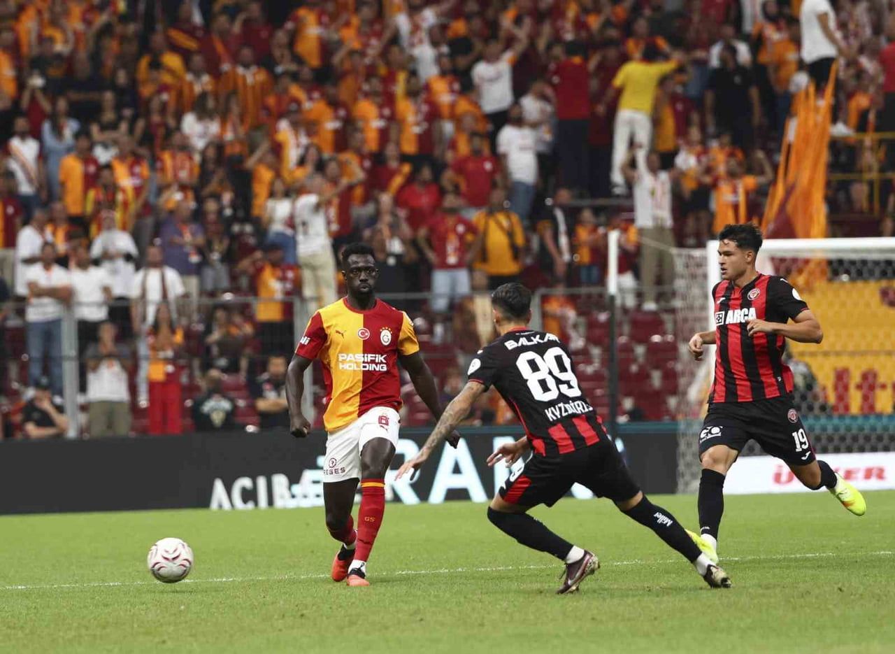 TRENDYOL SÜPER LİG'İN İLK HAFTASININ AÇILIŞ MAÇINDA GALATASARAY, SAHASINDA ÇORUM FK İLE...