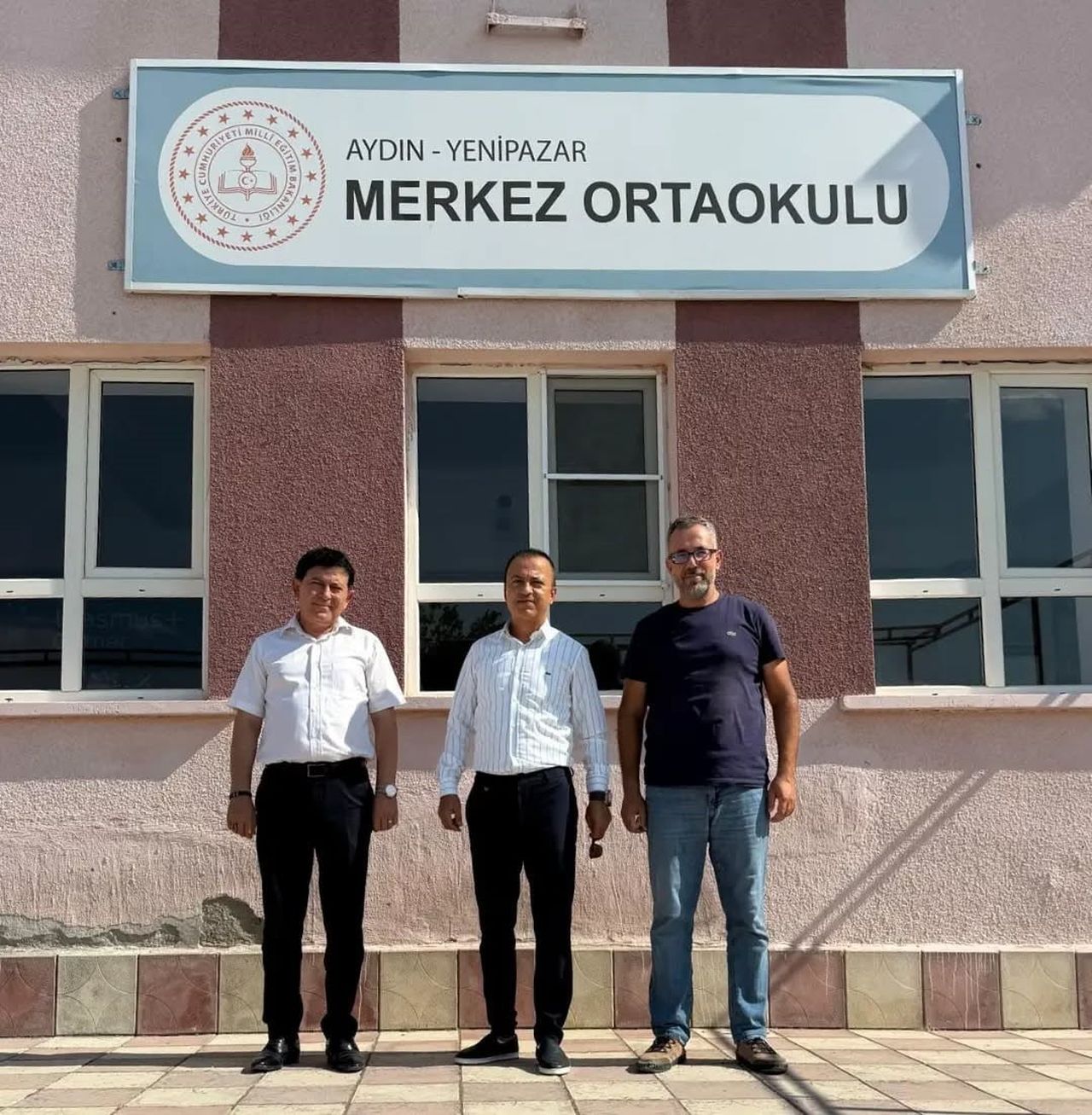 AYDIN'IN YENİPAZAR İLÇESİNDE OKULLARIN YENİ EĞİTİM-ÖĞRETİM YILINA HAZIRLANMASI AMACIYLA YÜRÜTÜLEN...