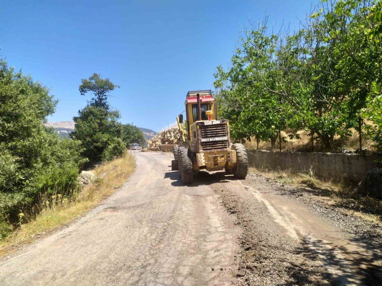 ANTALYA BÜYÜKŞEHİR BELEDİYESİ KIRSAL YOLLARDA BAKIM ONARIM VE ALT YAPI ÇALIŞMALARINI...