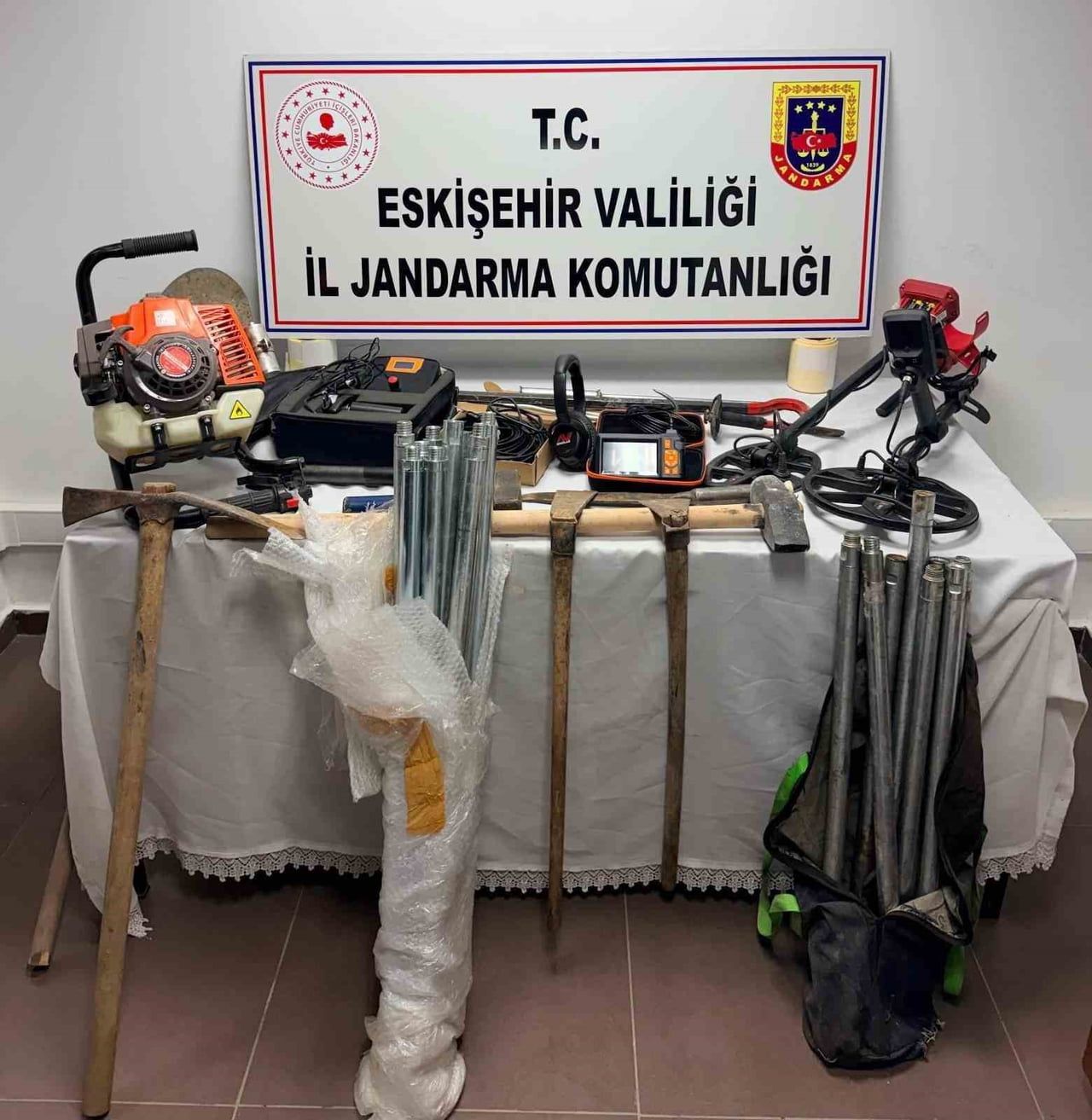 ELE GEÇİRİLENLER