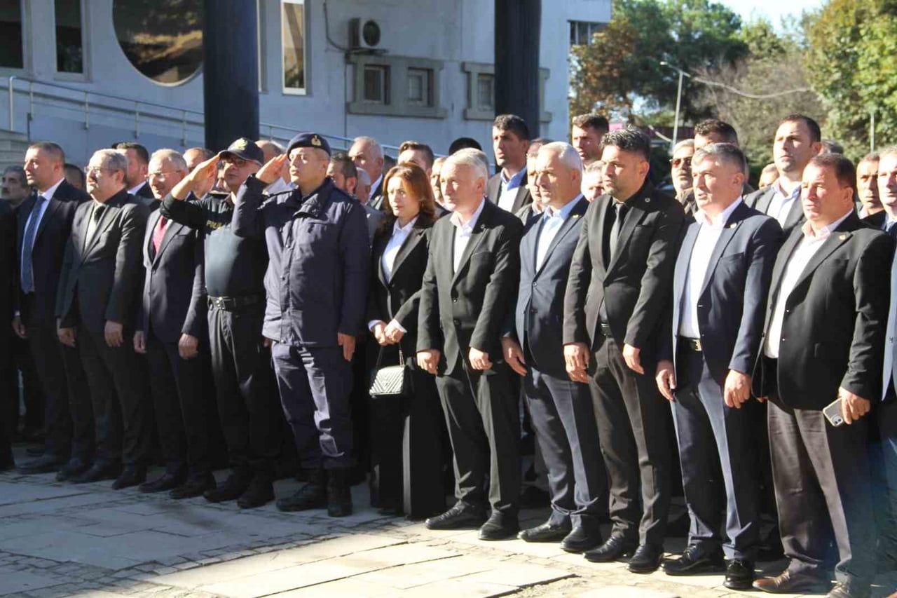 SAMSUN'UN ÇARŞAMBA İLÇESİNDE, 19 EKİM MUHTARLAR GÜNÜ' DOLAYISIYLA BELEDİYE MEYDANI'NDA TÖREN...