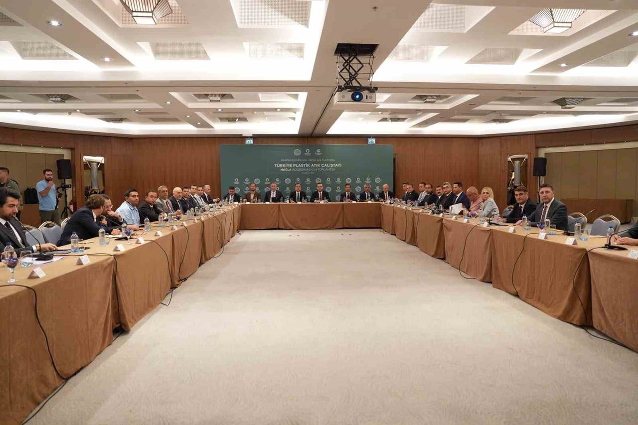 TÜRKİYE PLASTİK ATIK ÇALIŞTAYI ŞEHİR KOORDİNASYON TOPLANTISI'NA BU KEZ MUĞLA EV SAHİPLİĞİ...