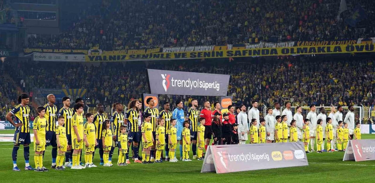 FENERBAHÇE İLE BEŞİKTAŞÜ YARIN OYNAYACAKLARI DERBİYLE TOPLAMDA 365. KEZ RAKİP OLACAK. REKABETTE...